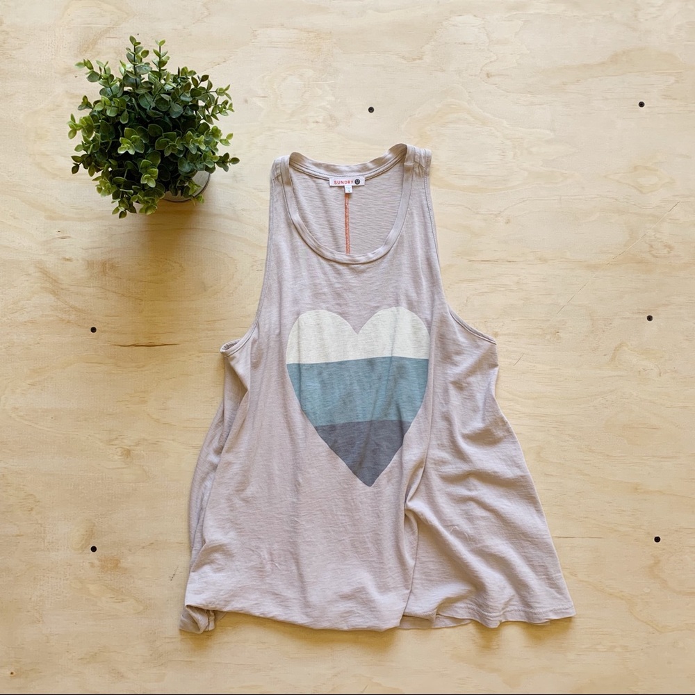 Sundry | Heart Graphic Tank